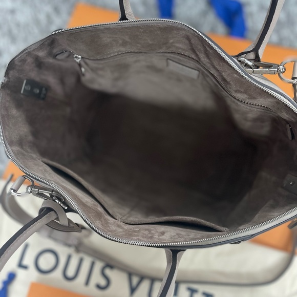 Louis Vuitton lockit PM Galet, NWT - Picture 8 of 16